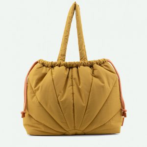 The Sticky Sis club: Tote bag | padded | madeleine beige