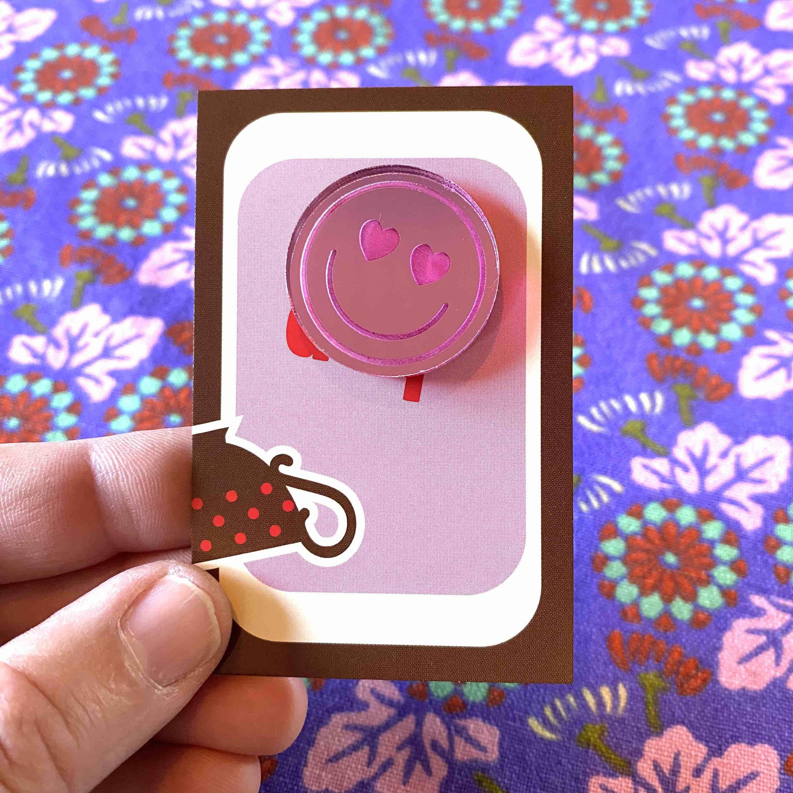 Halsoverkop: Spiegel pin SMILEY | Roze