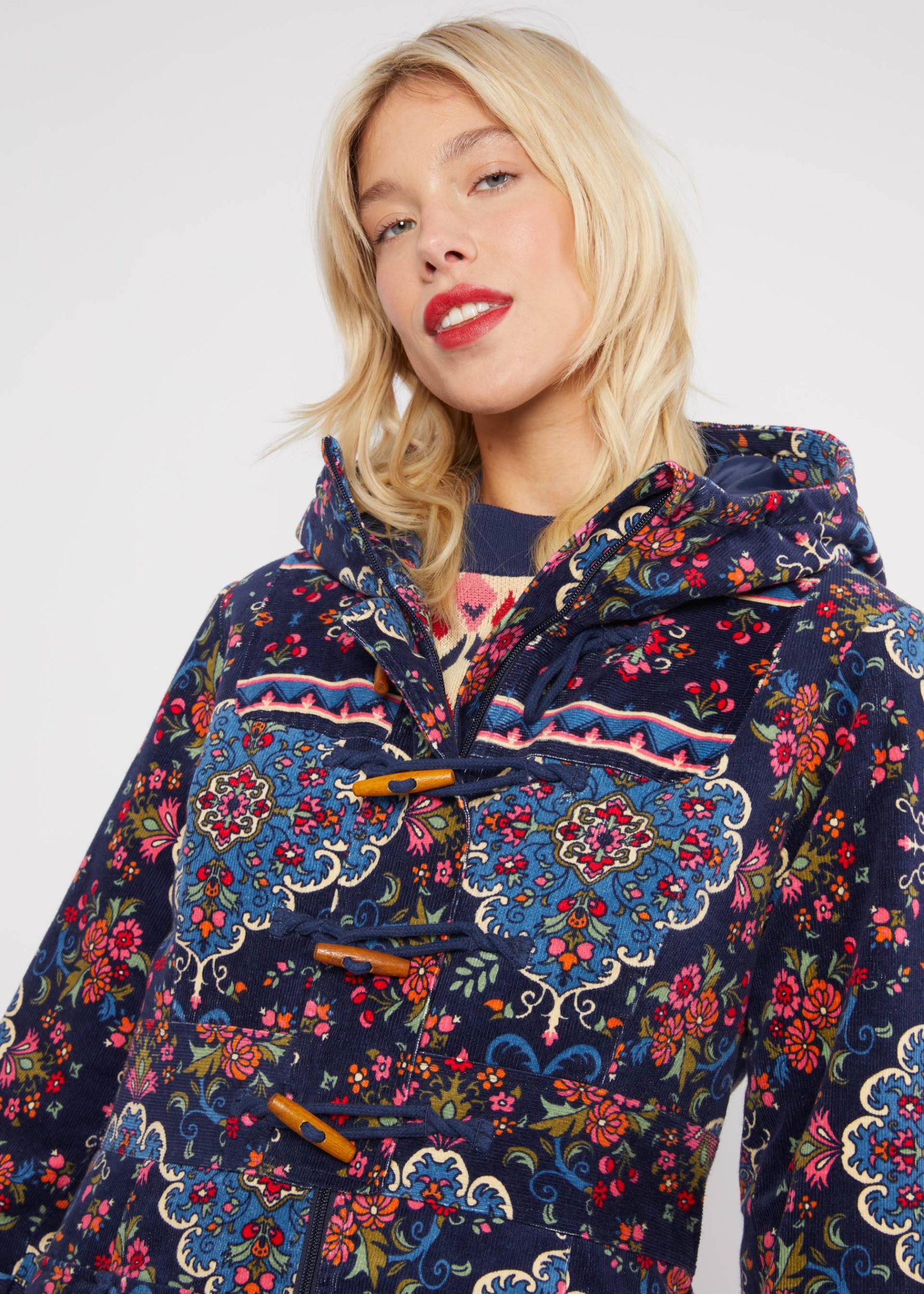 bluBlutsgeschwister: Winterjas Sherwoods Fairest | Carpet of historytsgeschwister_sherwoods_fairest_carpet_of_history_jacken_maentel_blau_166956_356525 Blutsgeschwister: Winterjas Sherwoods Fairest | Carpet of history