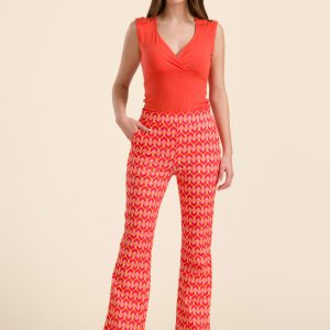 LaLamour: Lieke flared pants| Retro touch