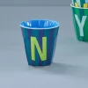 Rice: Medium melamine beker - Alfabet - N Blauw Streep MELCU-ALPSTRNB