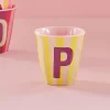 Rice: Medium melamine beker - Alfabet - P Roze Streep MELCU-ALPSTRPI