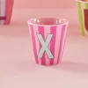 Rice: Medium melamine beker - Alfabet - X Roze Streep MELCU-ALPSTRXI