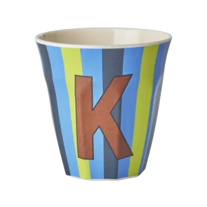 Rice: Medium melamine beker - Alfabet - K Blauw Streep MELCU-ALPSTRKB