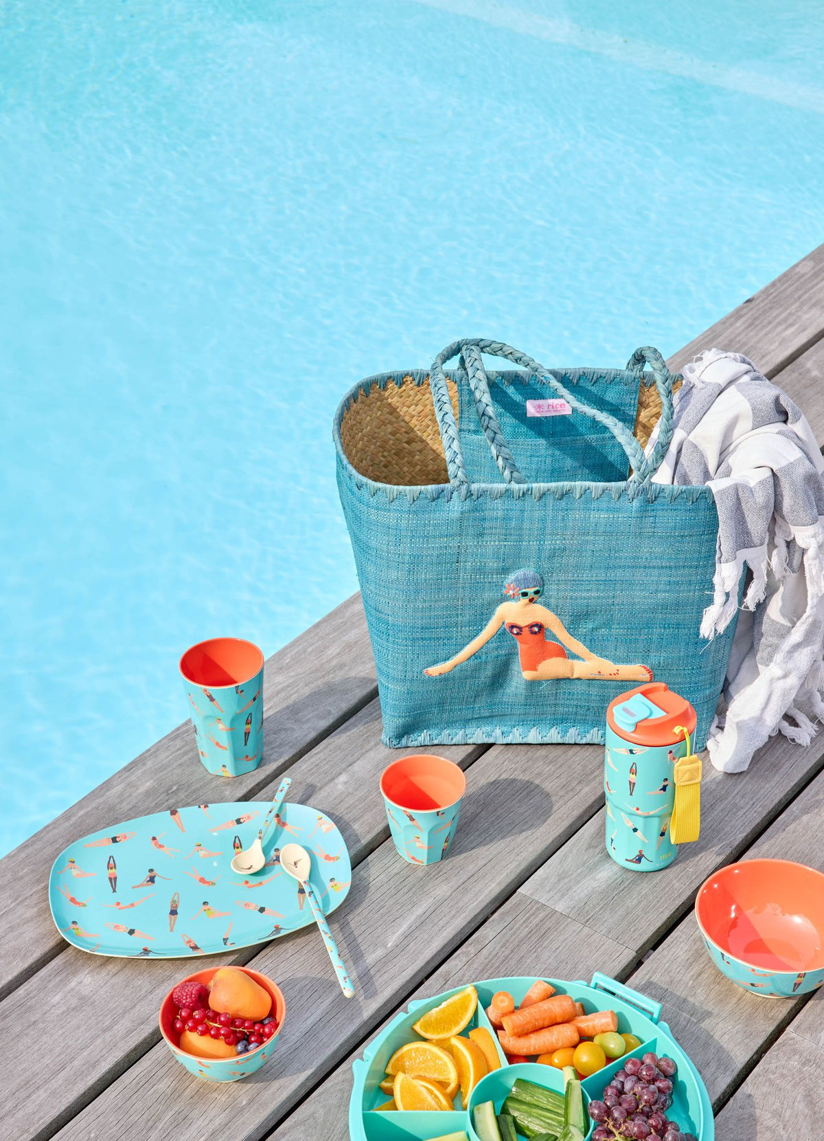 RICE: Medium melamine kom - Retro Swimster Print MELBW-RESW RICE: Medium melamine kom - Retro Swimster Print MELBW-RESW