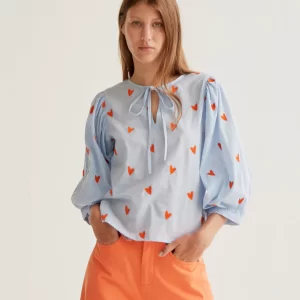 Compañia Fantastica: Blouse | Embroidered hearts