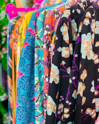 Zijn ze niet prachtig 😍 
Heerlijk katoenen kimono’s en jurkjes van Les Touristes. 
Kom maar op met die zon ☀️☀️☀️

#halsoverkop @riceteriabyrice_uden  #accessoires #cadeautjes #shoponline #steundekleineondernemer #uden #wonenmetkleur #colorfull #kleurrijkwonen #happyhome #instacolor #ricedk #lestouristes #lifeisbetterincolor